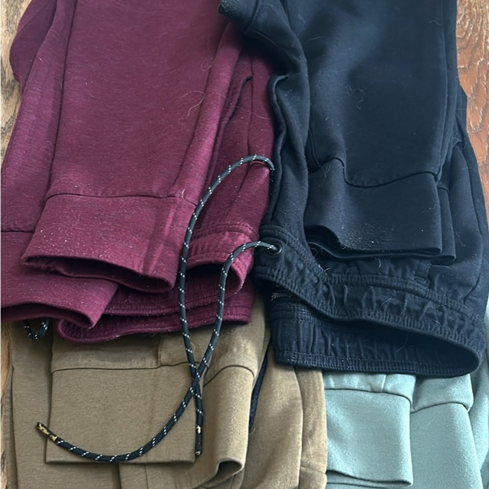 American Eagle Sweat Pants